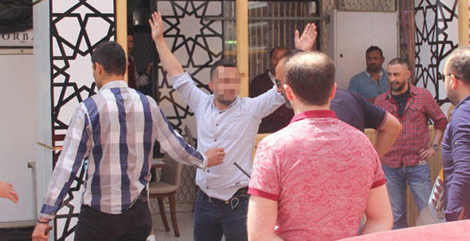 Kastamonu'da dehşet anları: Bacaklarından vurup ellerini havaya kaldırdı