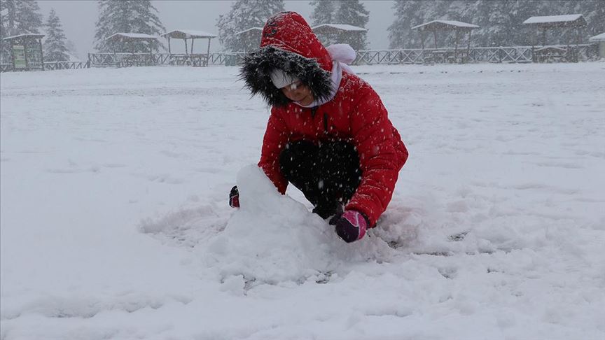 Kastamonu'da eğitime kar engeli