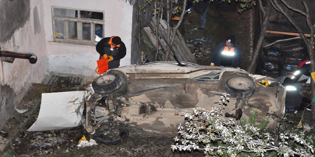 Kastamonu'da feci kaza: 2 ölü, 4 yaralı