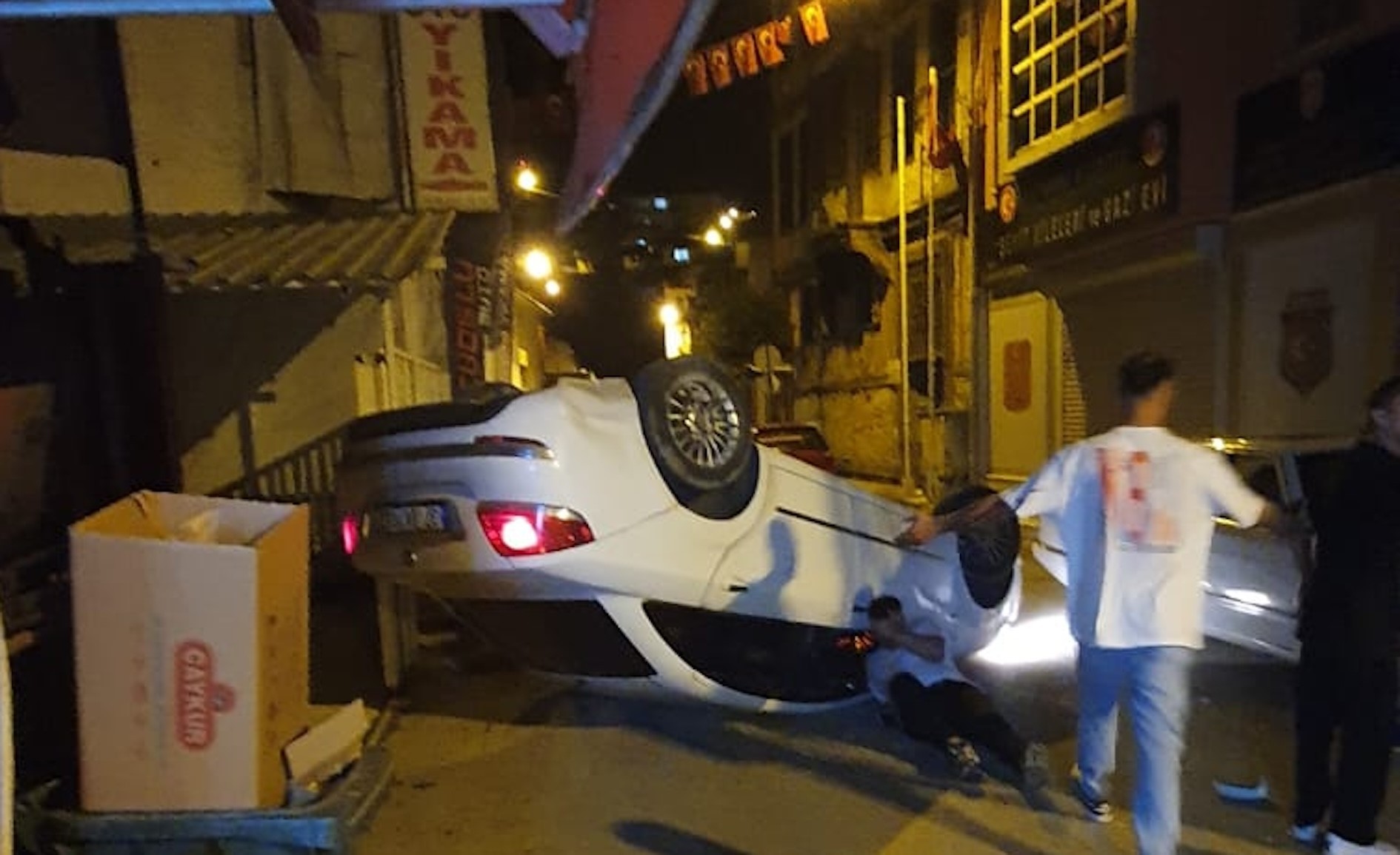 Kastamonu'da iki otomobil çarpıştı