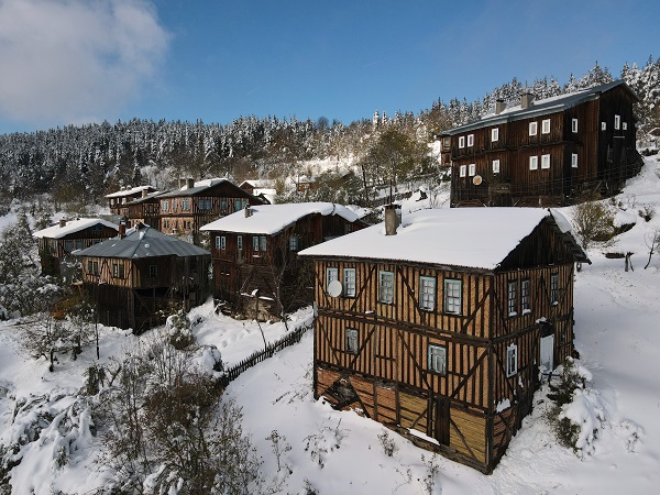 Kastamonu'da kar manzarası dronla görüntülendi