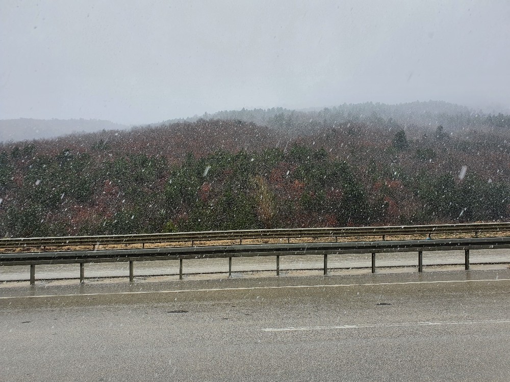Kastamonu’da Nisan ayında kar sürprizi 