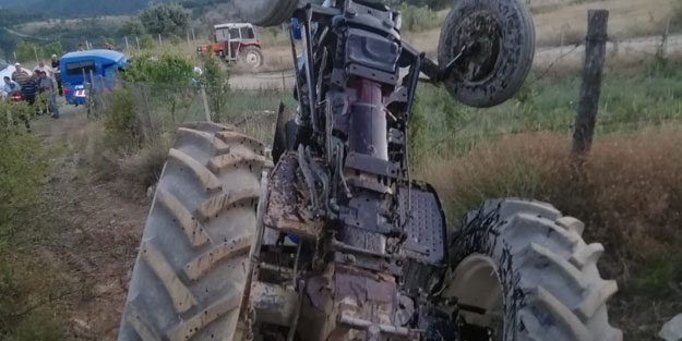 Kastamonu'da traktör devrildi: 2 yaralı