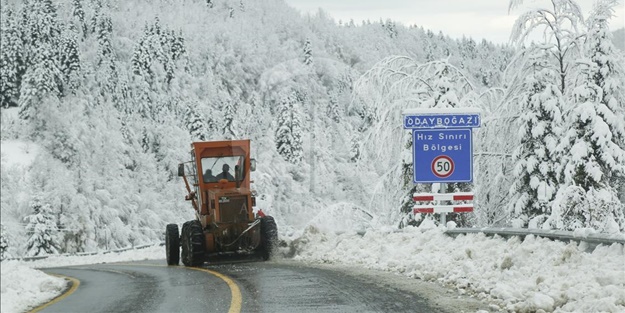 Kastamonu'da yüz yüze eğitime kar engeli