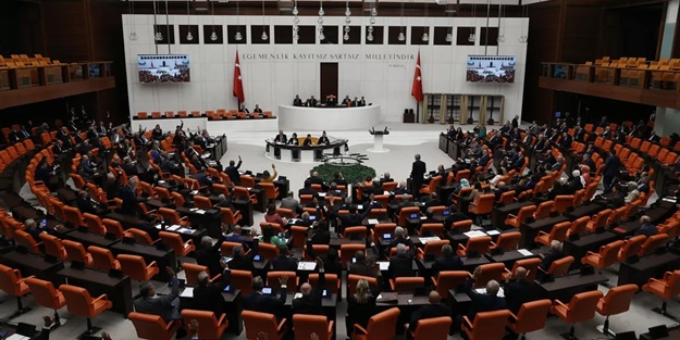 Katar Tezkeresi TBMM'den geçti