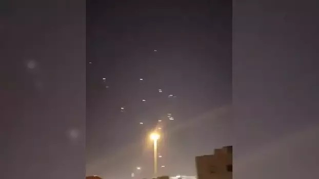 Katar’da bulunan ABD’nin El-Udeyd Üssü'ne 3 füze isabet etti