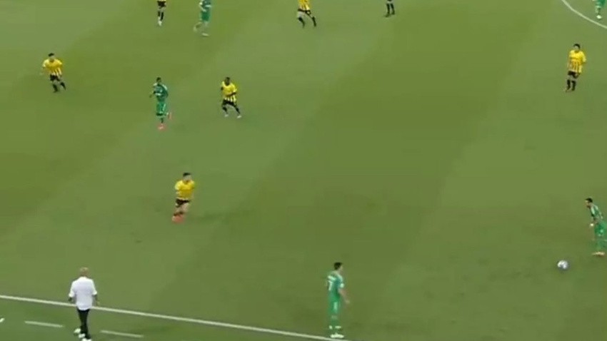 Katar’daki maçta şaşkına çeviren olay! Tüm dünya bunu konuşuyor! Daha önce böylesi görülmedi