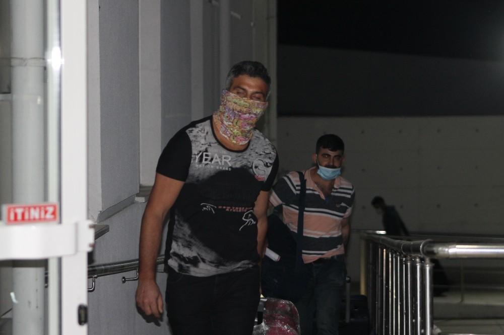 Katar’dan gelen Türk vatandaşları Çankırı’da karantina altına alındı 