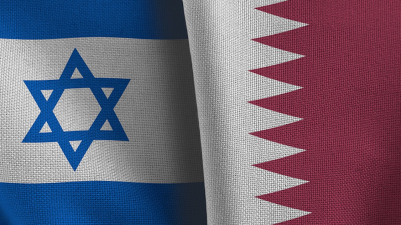 Katar'dan siyonist İsrail'e: ibadet edenlerin camiden kovulmasını şiddetle kınıyoruz!