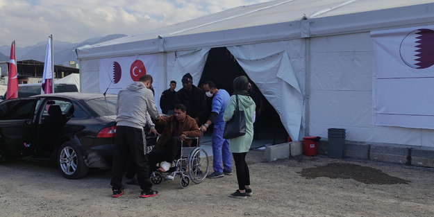 Katar'ın Hatay'a kurduğu sahra hastanesi şifa dağıtıyor