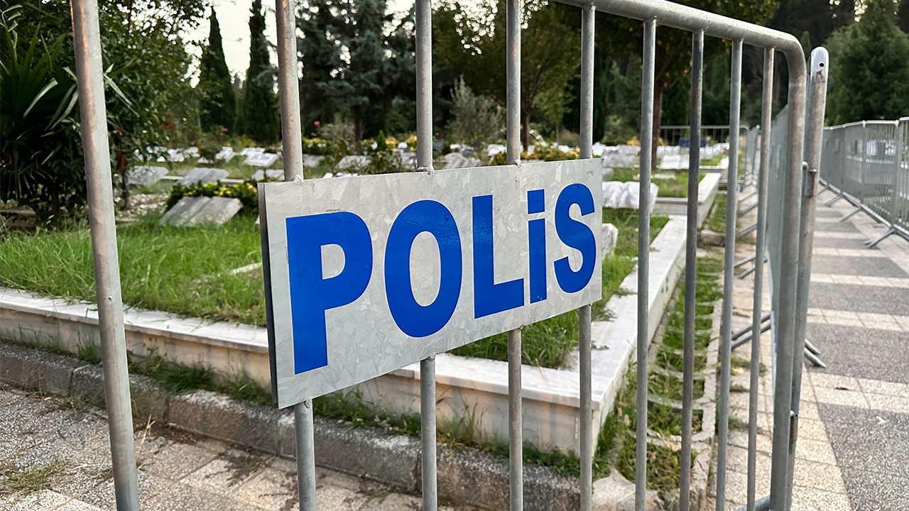 Katil Cem Garipoğlu’nun mezarında hareketlilik