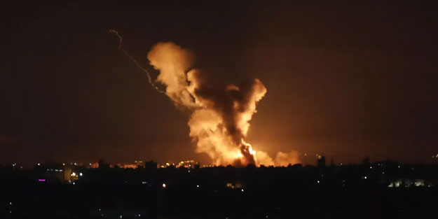 Katil devlet, Gazze’yi bombalıyor