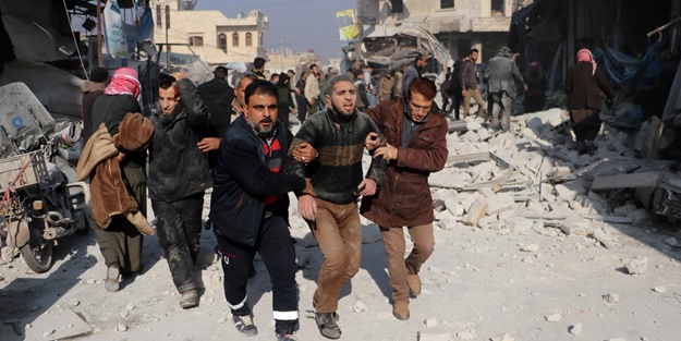 Katil Esed İdlib'i kan gölüne çevirdi!