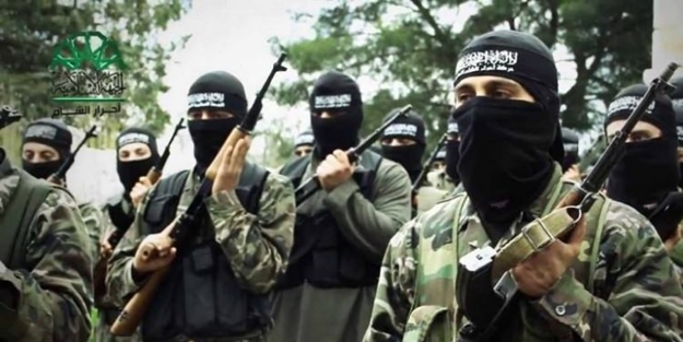 Katil Esed'e gece yarısı şoku!