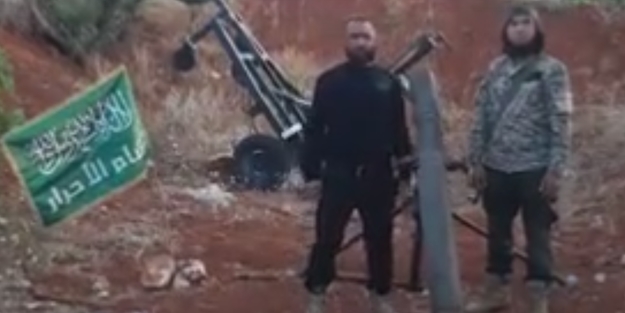 Muhalifler Türk savaşçılarını basına tanıttı