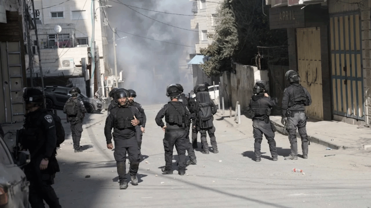 Katil İsrail askerleri Yusuf Makamı’na baskın düzenledi!