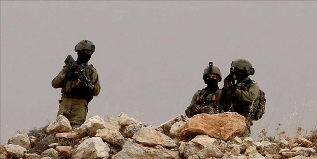 Katil İsrail Batı Şeria'ya saldırdı: Ölü ve yaralılar var