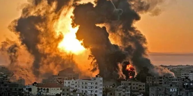 Katil İsrail insanları bu silahlarla katlediyor!