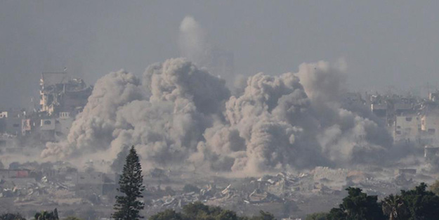 Katil İsrail Maghazi Mülteci Kampı'nı vurdu!