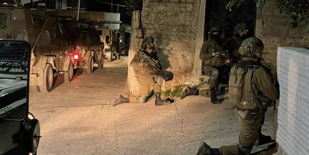 Katil İsrail polisi bir Filistinliyi daha katletti