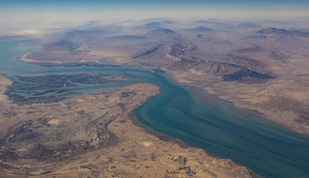 Katil İsrail ve ABD’den Hürmüz’e alçak saldırı: Keşm Adası’ndaki limanlar vuruldu