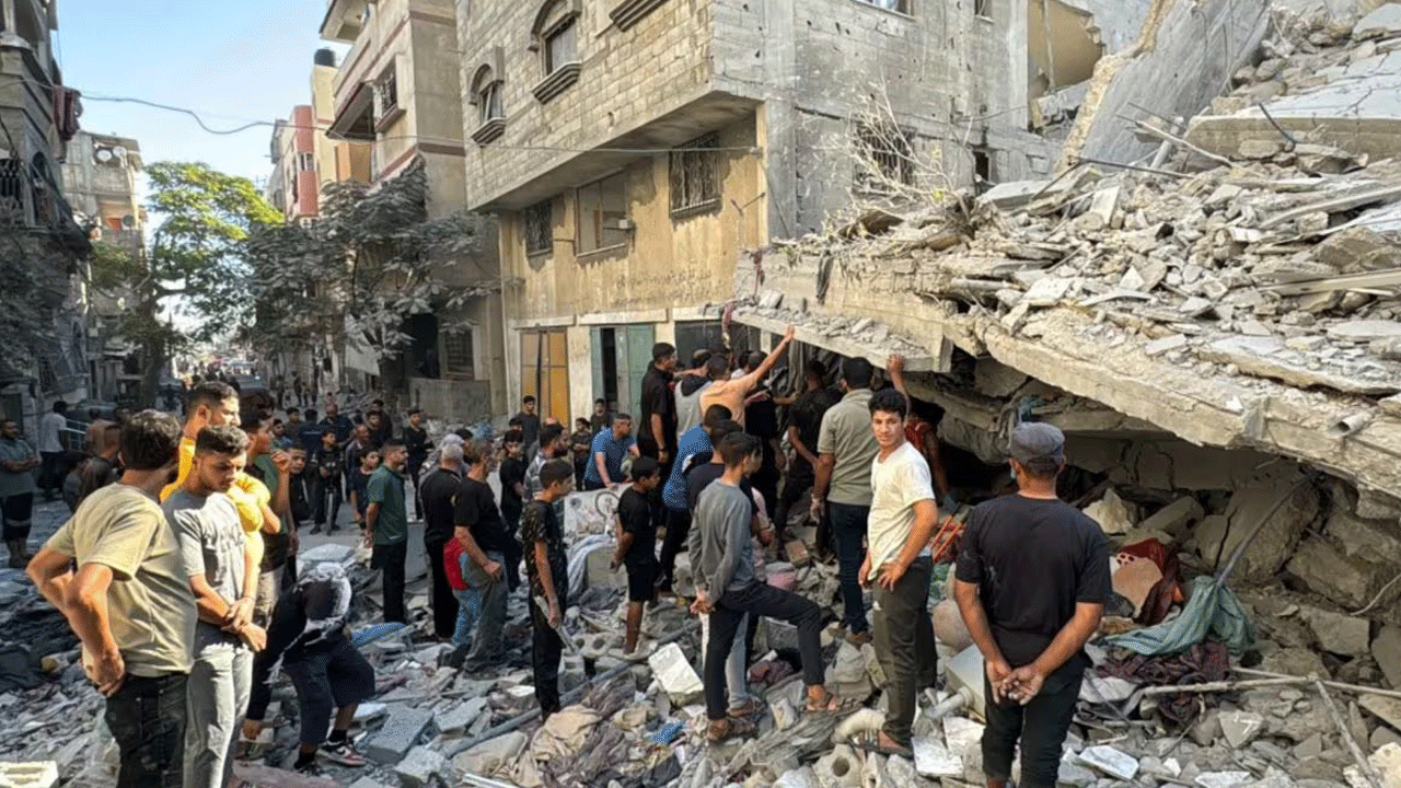 Katil İsrail’den Hamas’a yeni teklif: 14 esire karşılık bir aylık ateşkes