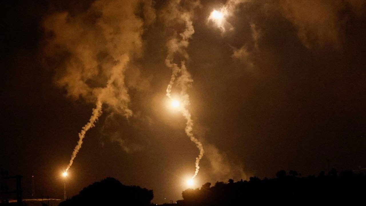 Katil İsrail'den Suriye'ye hava saldırısı