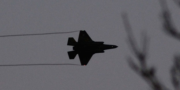 Katil İsrail'den Suriye'ye saldırı