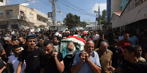 Katil İsrail'in Batı Şeria'daki saldırılarında 20 Filistinli şehit oldu