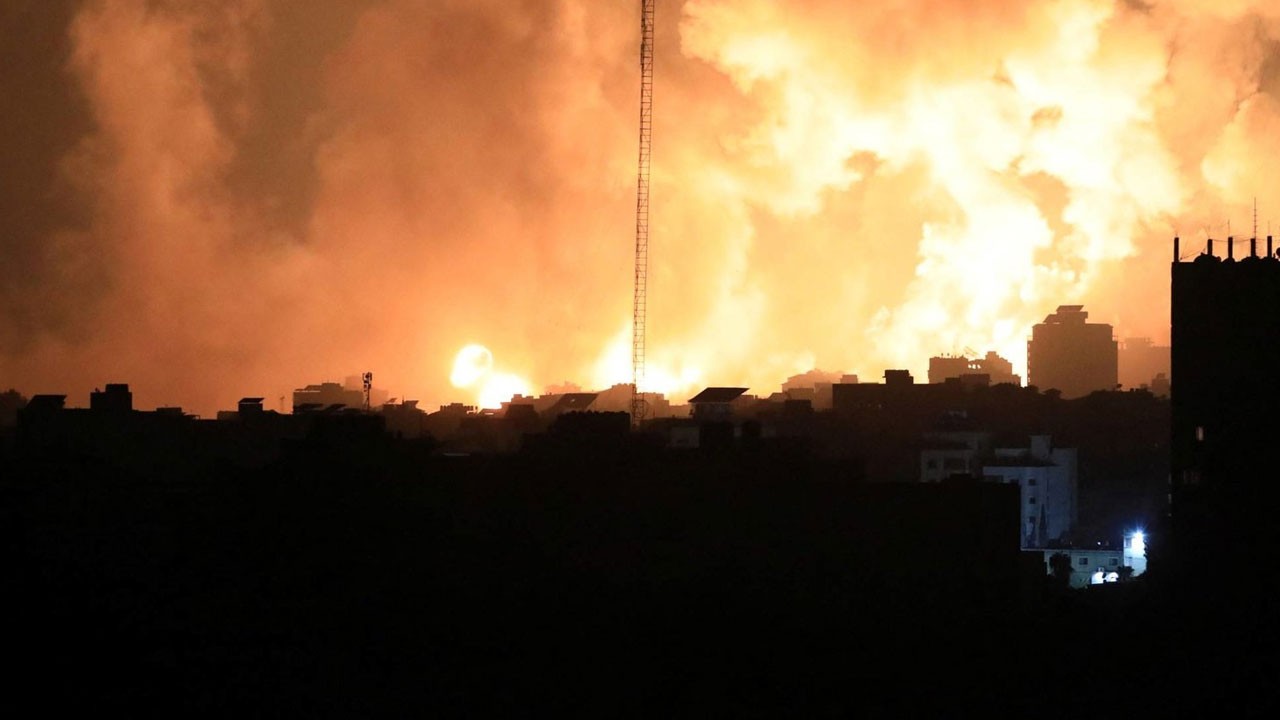 Katil İsrail’in hava saldırılarında 6 Filistinli şehit oldu