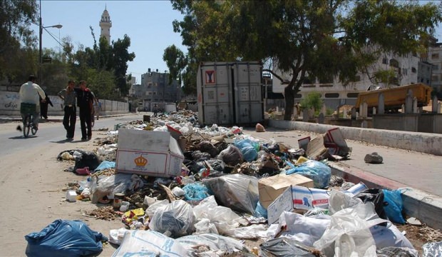 Katil İsrail'in yeni silahı: Gazze'de çevre kirliliği!