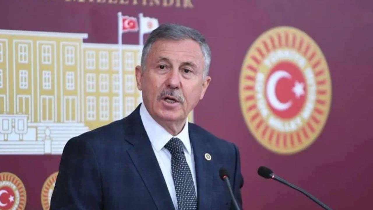 Katıldığı parti sayısı baş döndürdü! Fırıldak Selçuk Özdağ’dan siyasi etik dersi