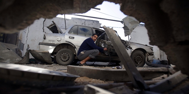 Katiller Gazze'ye girdi