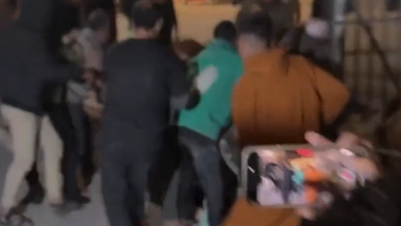 Katilsin Trump! Zalimsin ABD! Soykırımcısın Netenyahu!