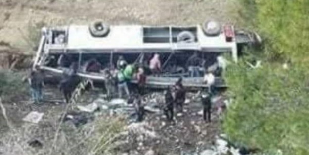 Katliam gibi kaza! Çok sayıda ölü ve yaralı var
