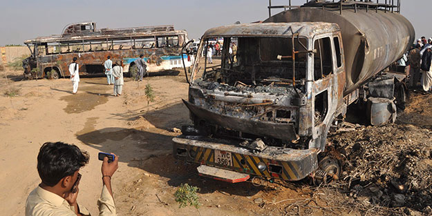 Katliam gibi kaza: 57 ölü