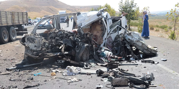 Katliam gibi kaza! Kurtulan olmadı