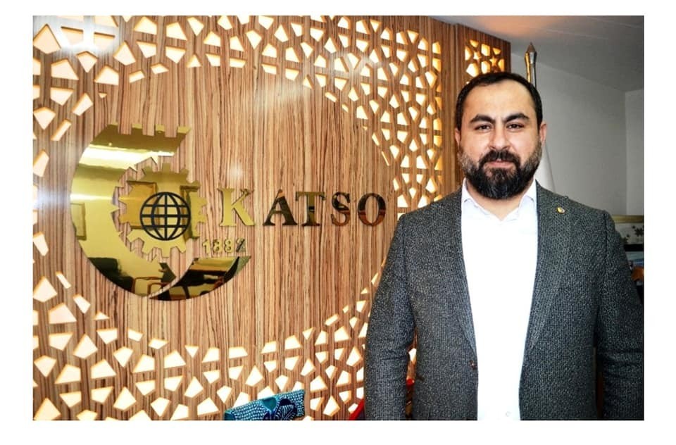 KATSO’dan Türk Kızılayına gıda kolisi bağışı 