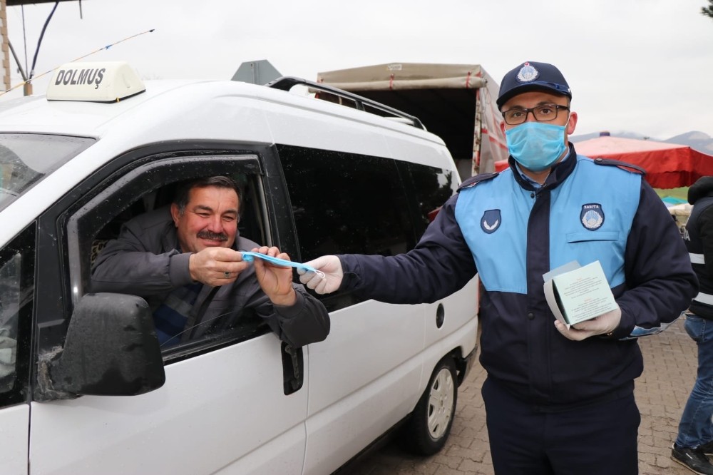 Kavak Pazarı korona virüse kapalı 