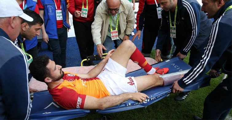 Kaval kemiği kırılan Emre Akbaba'dan şoke eden açıklama!