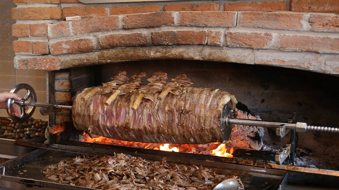 Kavanozda kuzu döner!