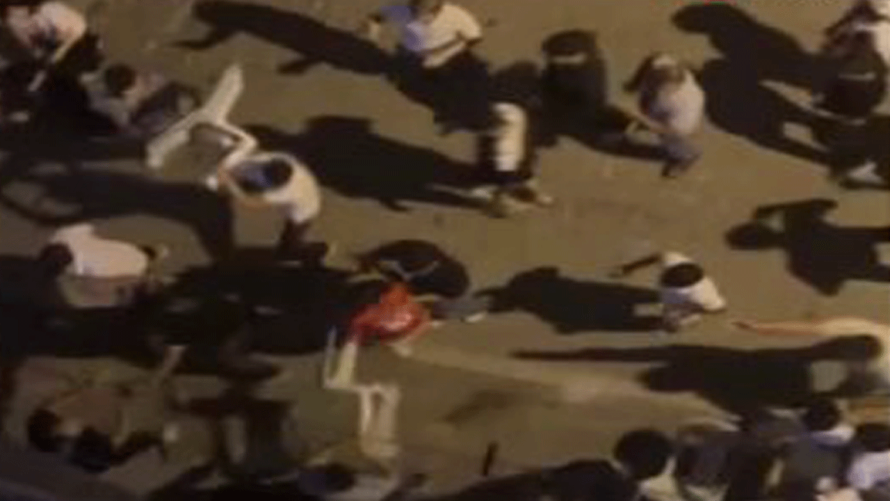 Kavga etmeye bahane arıyorsunuz: Halay başı Savaşı!