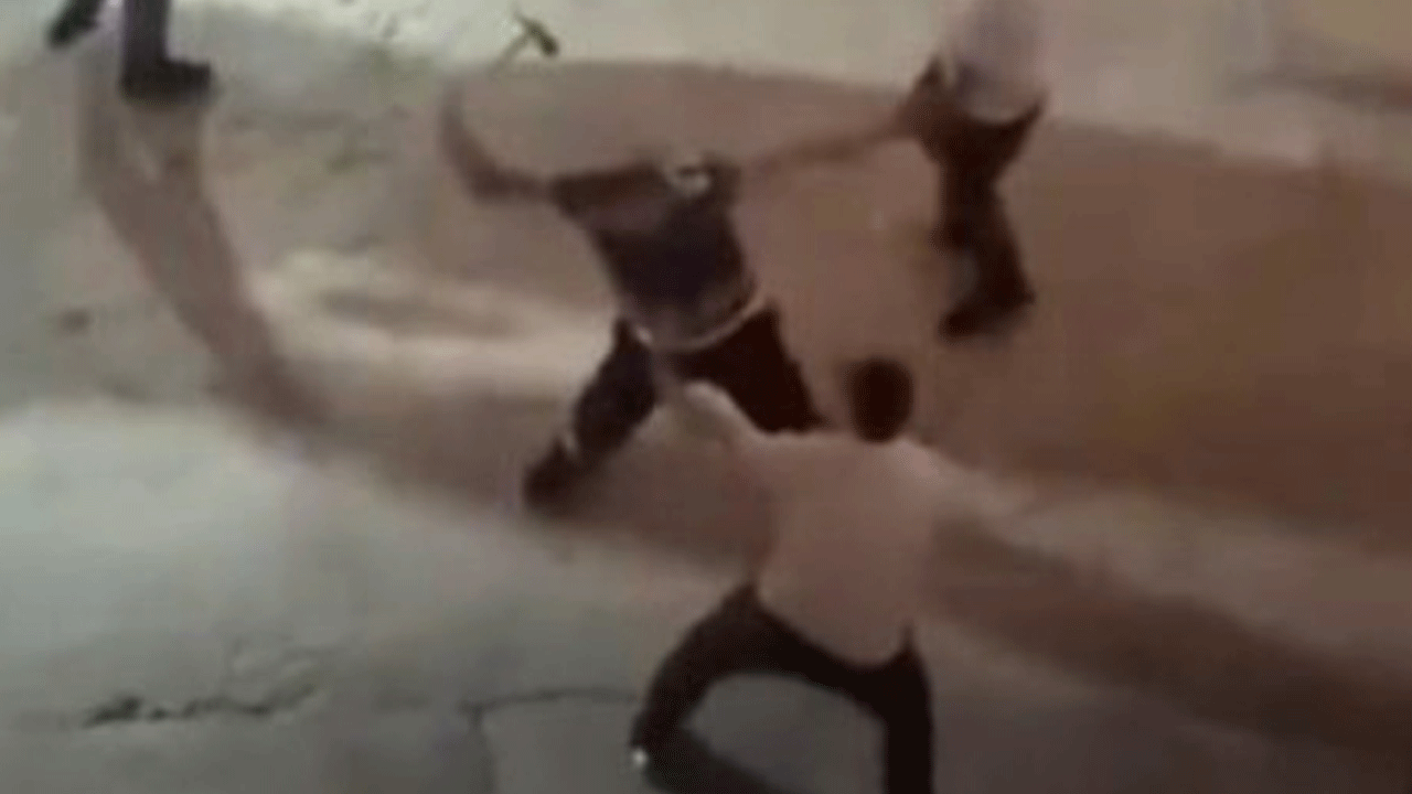 Kavga ettiği şahsa nacak ile saldırdı: 'Ya sen öleceksin ya ben'