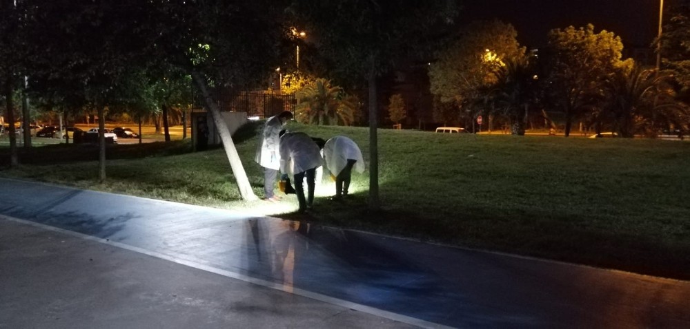 Kavgayı ayırmak isteyen bekçi silahla vuruldu 