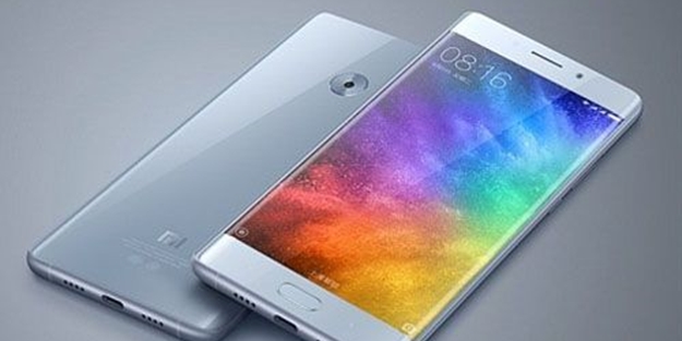 Kavissiz ekranlı Xiaomi Mi Note 2 sızdırıldı