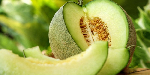 Kavunun en önemli 7 faydası: Aç karnına kavun yemenin faydaları ve zararları