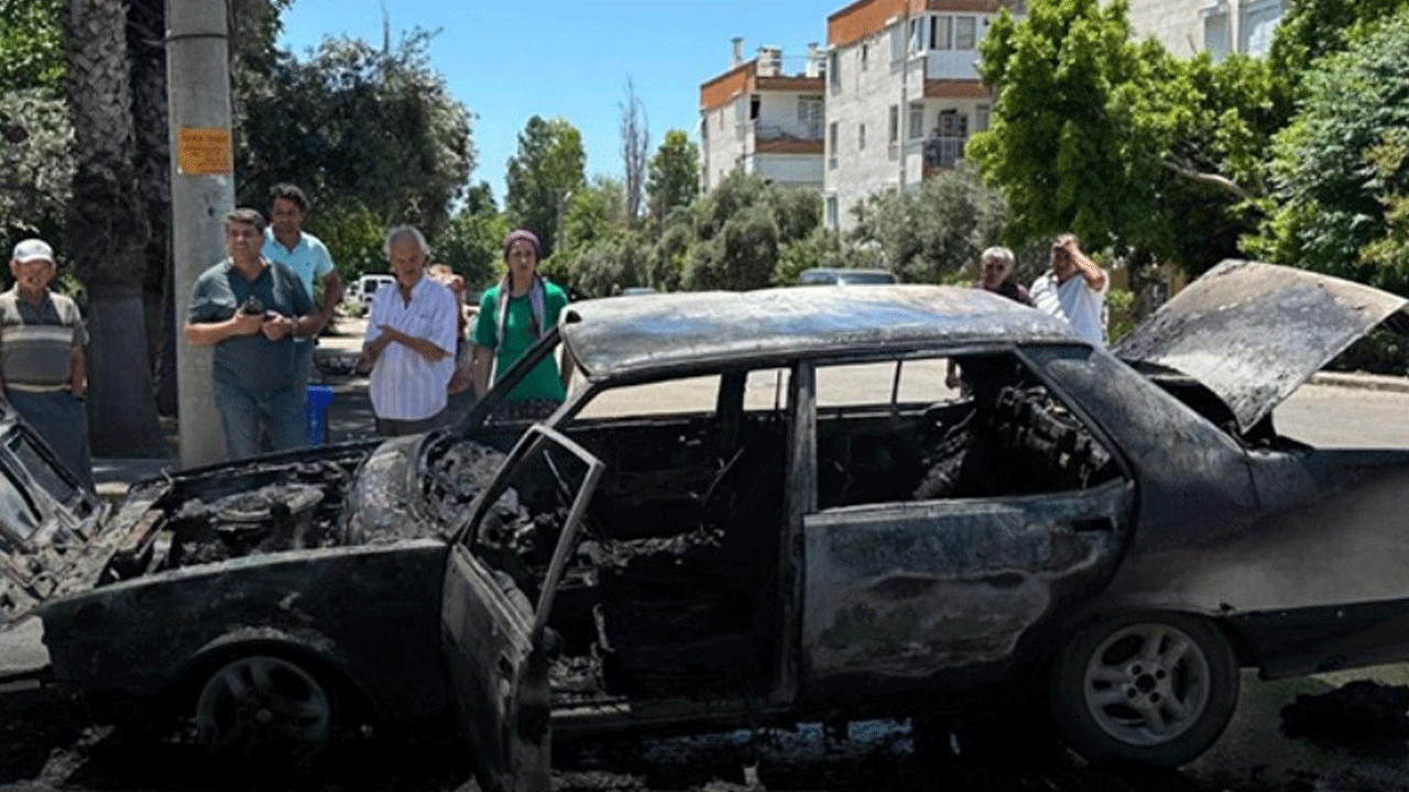 Kavurucu sıcaklara dayanamadı: Seyir halindeki Tofaş alev alev yandı!