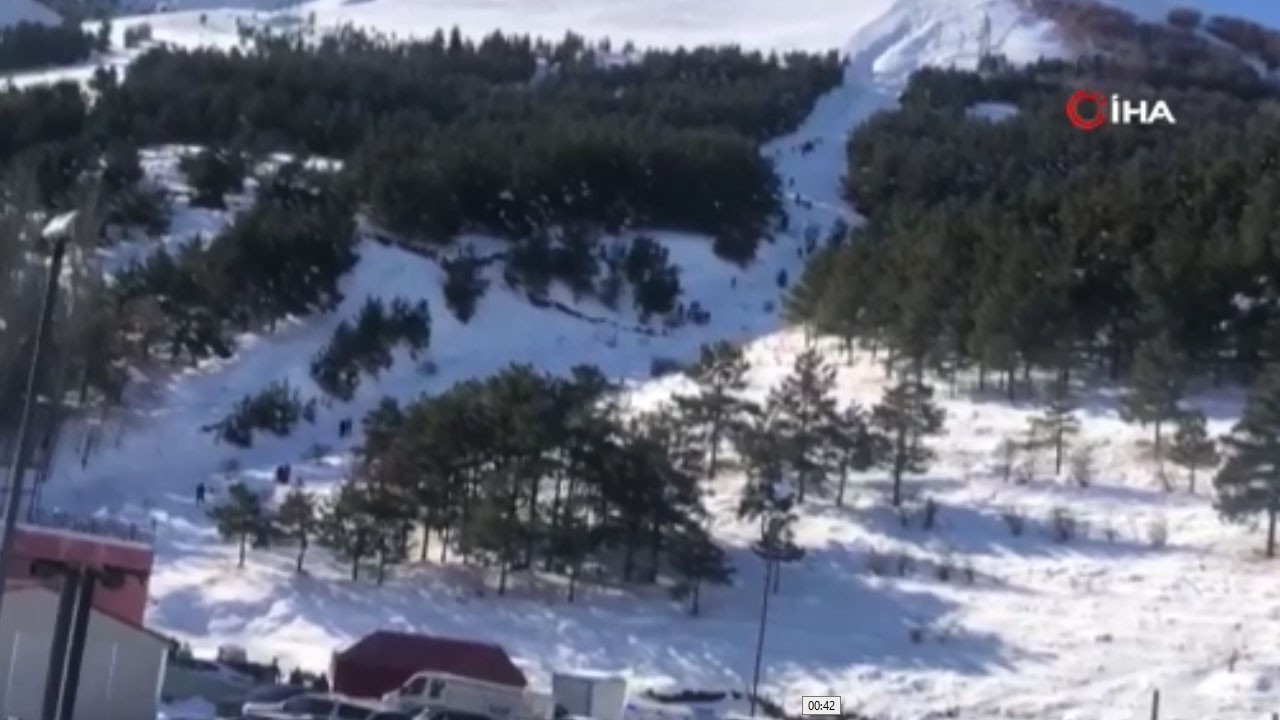 Ölü ve yaralılar var! Milli takım kampına çığ düştü