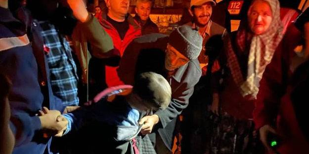 Kaybolan çocuk dere yatağında bitkin bir şekilde bulundu