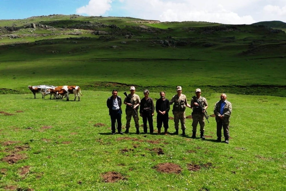 Kaybolan hayvanları jandarma drone ile buldu 